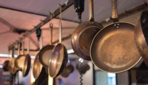 Cookware materials explained – stainless steel, cast iron, ceramic, non-stick, copper, aluminum