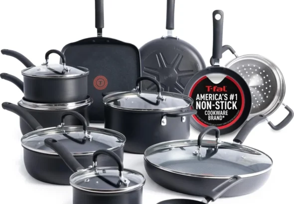 T-Fal Ultimate Hard Anodized Nonstick Pots and Pans Set 17 Piece, Nonstick Cookware Set with Fry Pan, Saucepans, Saute-Pan, Griddle, Dishwasher Safe, Onyx
T-Fal Ultimate Hard Anodized Nonstick Cookware Set, 17